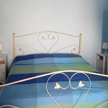 Camporelle Al Mare 펜션 카스트로